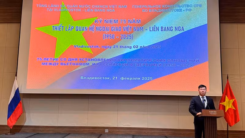 Tổng lãnh sự Việt Nam tại Vladivostok Nguyễn Đăng Hiền phát biểu tại sự kiện.