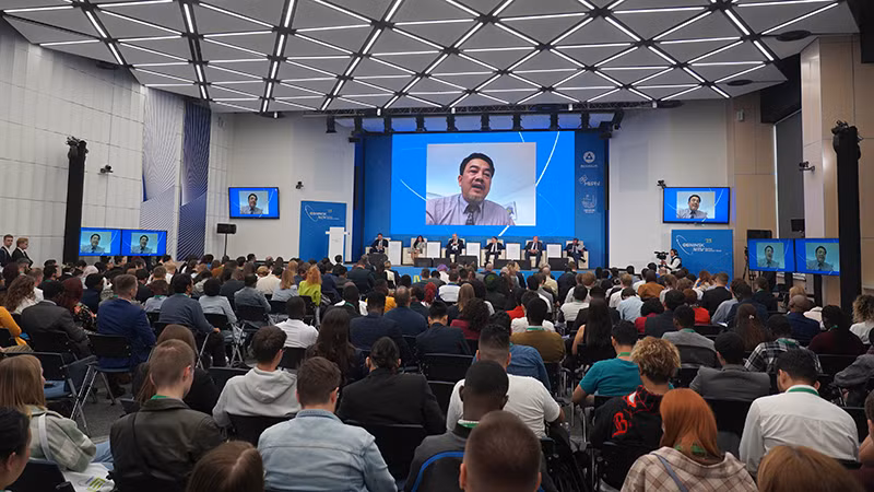 Tiến sĩ Trần Chí Thành, Viện trưởng Viện Năng lượng nguyên tử Việt Nam phát biểu trực tuyến. (Ảnh: XUÂN HƯNG)