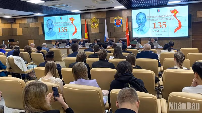 Hội thảo kỷ niệm 135 năm Ngày sinh Chủ tịch Hồ Chí Minh. (Ảnh: XUÂN HƯNG)