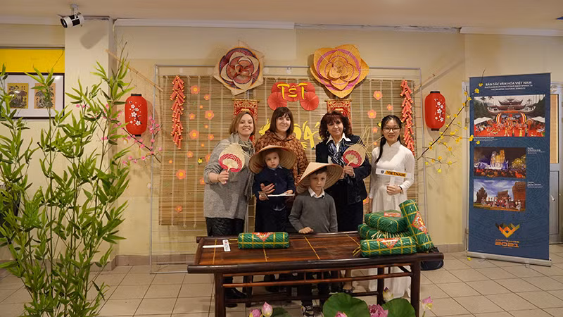 Góc trang trí ngày Tết.