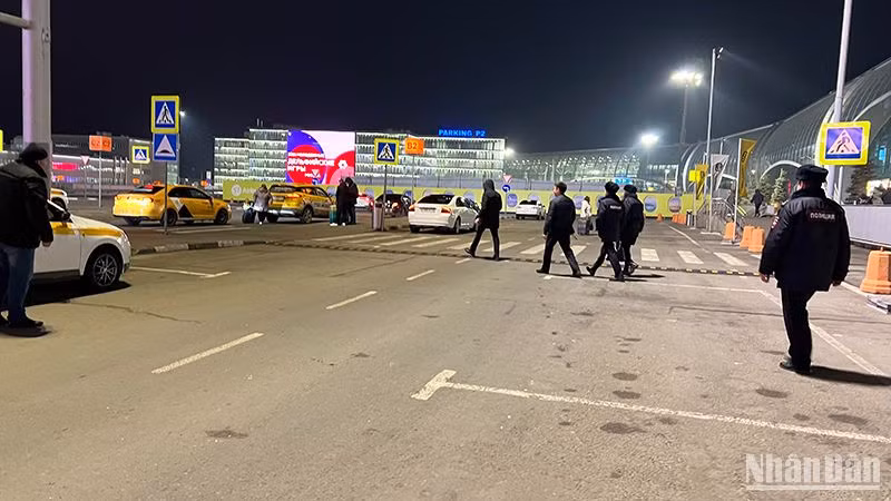 Lực lượng an ninh được tăng cường tại nhiều nơi tại Moskva sau vụ tấn công khủng bố ở ngoại ô. (Ảnh: XUÂN HƯNG)