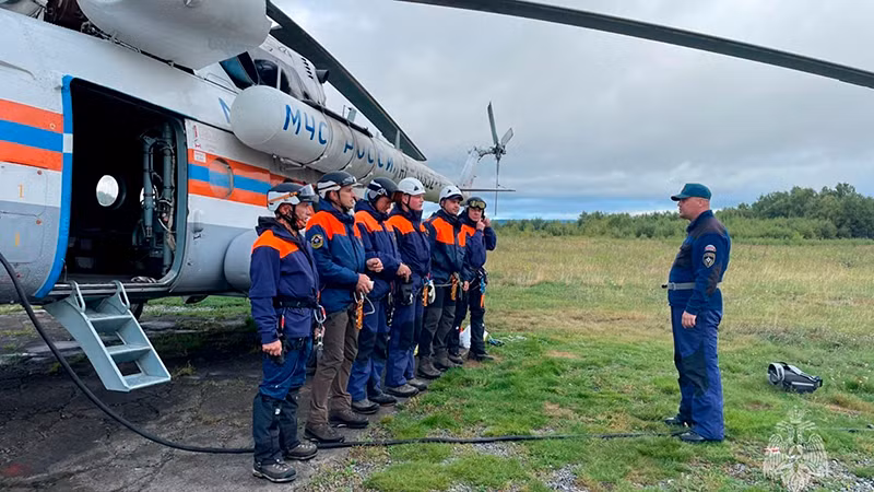 Lực lượng tìm kiếm và cứu hộ Nga được điều động đến hiện trường. (Ảnh: Bộ Tình trạng khẩn cấp Nga)