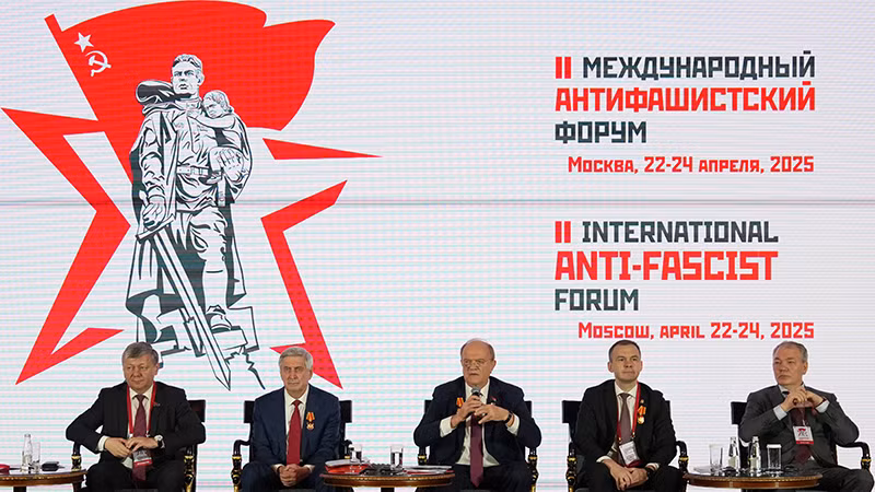 Lãnh đạo KPRF. (Ảnh: XUÂN HƯNG)