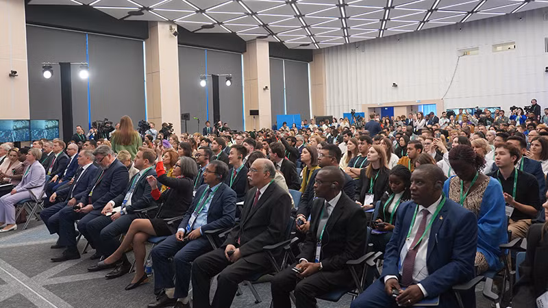 Các đại biểu tham gia Diễn đàn. (Ảnh: XUÂN HƯNG)