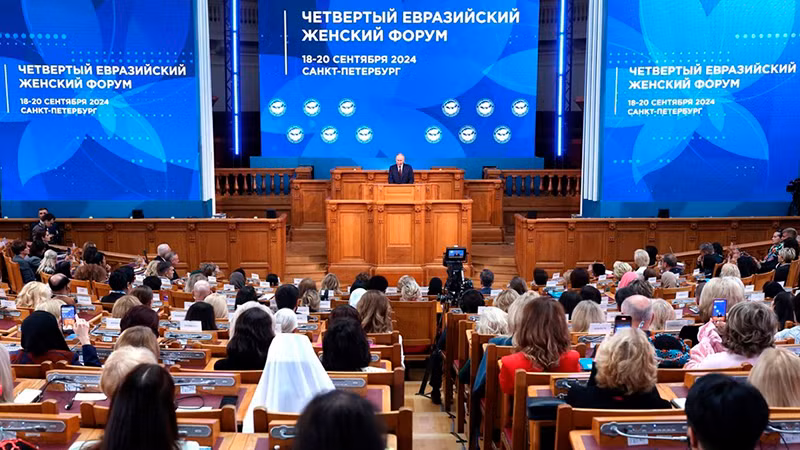 Tổng thống Nga Vladimir Putin phát biểu. (Ảnh: Hội đồng Liên bang Nga)