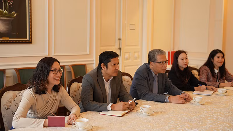 Đại sứ Đặng Minh Khôi khẳng định người Việt Nam luôn yêu quý văn học và nghệ thuật của Liên Xô và nước Nga ngày nay. (Ảnh: XUÂN HƯNG)