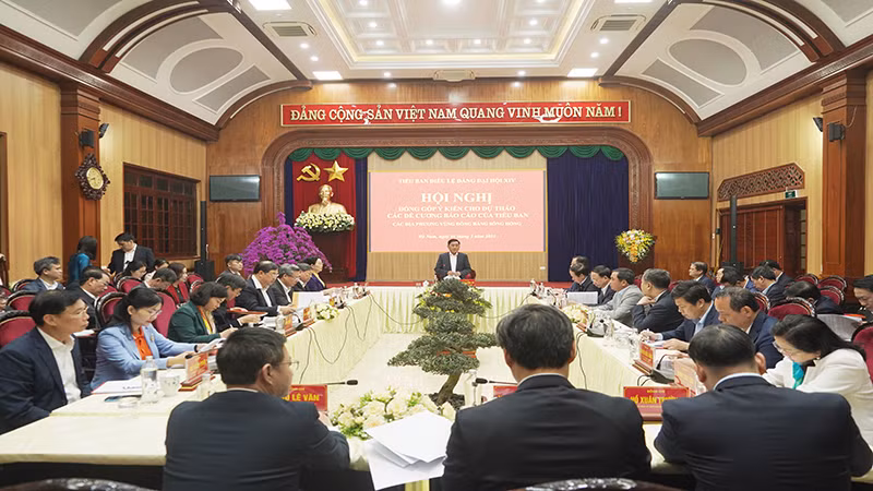 Các đại biểu dự hội nghị.