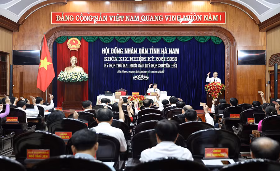 Hội đồng nhân dân tỉnh Hà Nam thông qua nghị quyết về chủ trương sắp xếp đơn vị hành chính cấp tỉnh, xã.