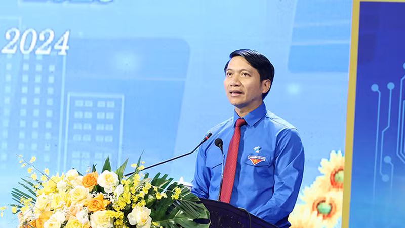 Đồng chí Nguyễn Ngọc Lương, Bí thư Thường trực Ban Chấp hành Trung ương Đoàn, Chủ tịch Trung ương Hội Liên hiệp Thanh niên Việt Nam phát biểu chỉ đạo Đại hội.