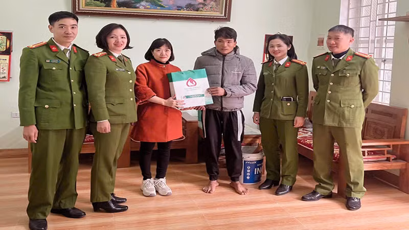 Gia đình anh Nguyễn Văn Công ở xã Thụy Lôi là một trong những hộ vay vốn tiêu biểu của chương trình chấp hành xong án phạt tù tại địa phương.