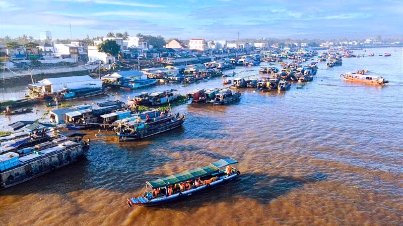 Góc chợ nổi Cái Răng, thành phố Cần Thơ.