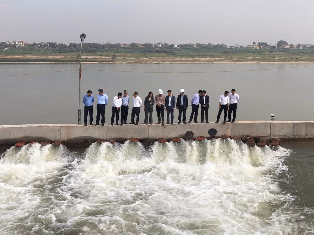 Các địa phương cần chủ động lấy nước cho gieo cấy lúa đông xuân 2024-2025.