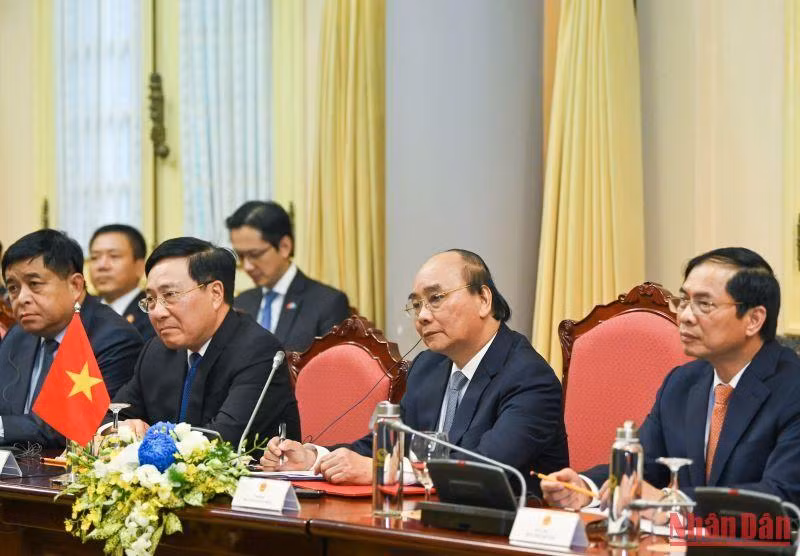 Chủ tịch nước Nguyễn Xuân Phúc phát biểu tại buổi hội đàm.