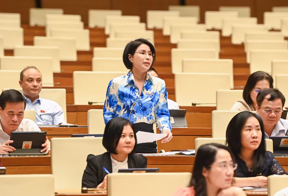 [Ảnh] Chất vấn và trả lời chất vấn các nhóm lĩnh vực tại Phiên họp thứ 36 Ủy ban Thường vụ Quốc hội ảnh 7
