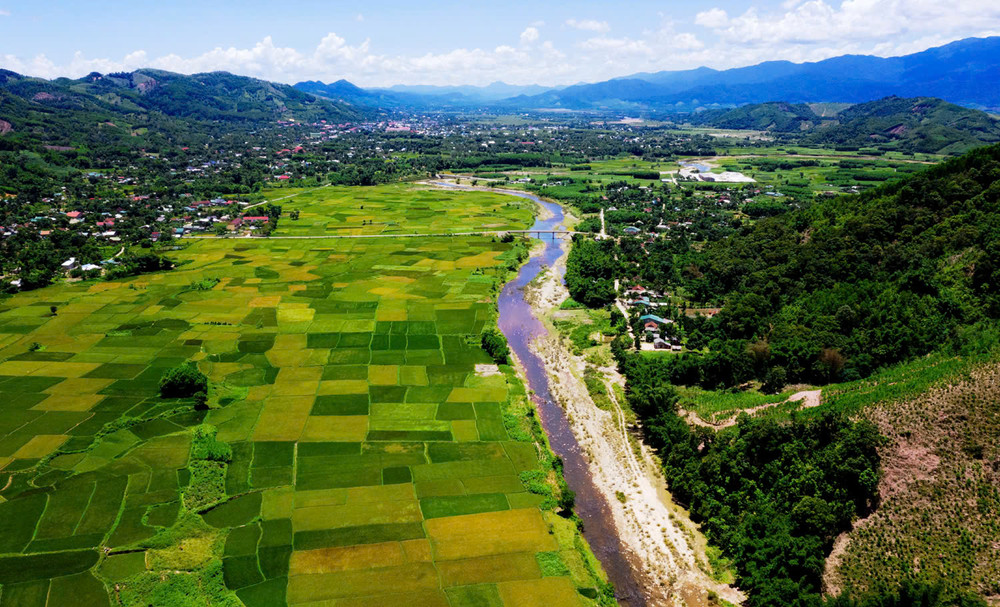 Huyện A Lưới, thành phố Huế đang đổi thay từng ngày. (Ảnh: MINH TRÚC)