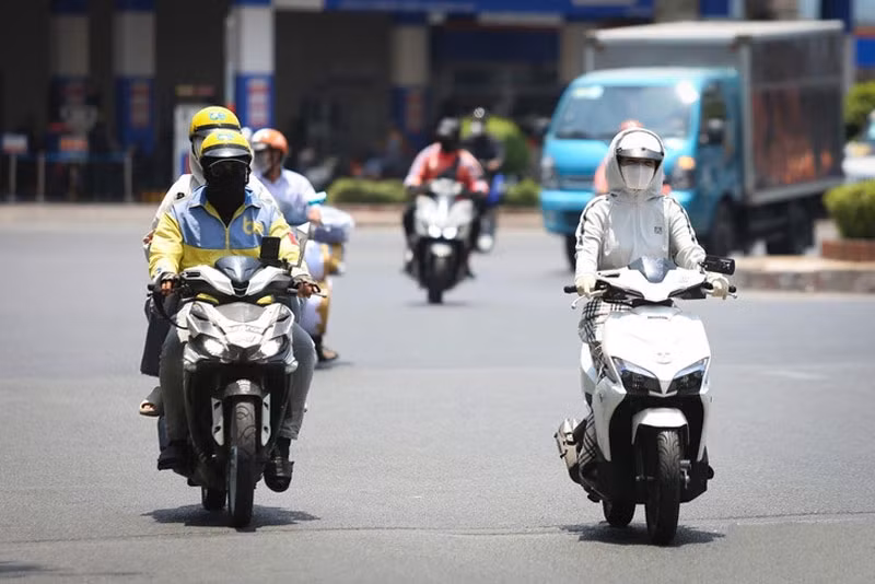 Khu vực Nam Bộ ngày nắng nóng; riêng khu vực Đông Nam Bộ nhiệt độ từ 35-36 độ C. (Ảnh minh họa)