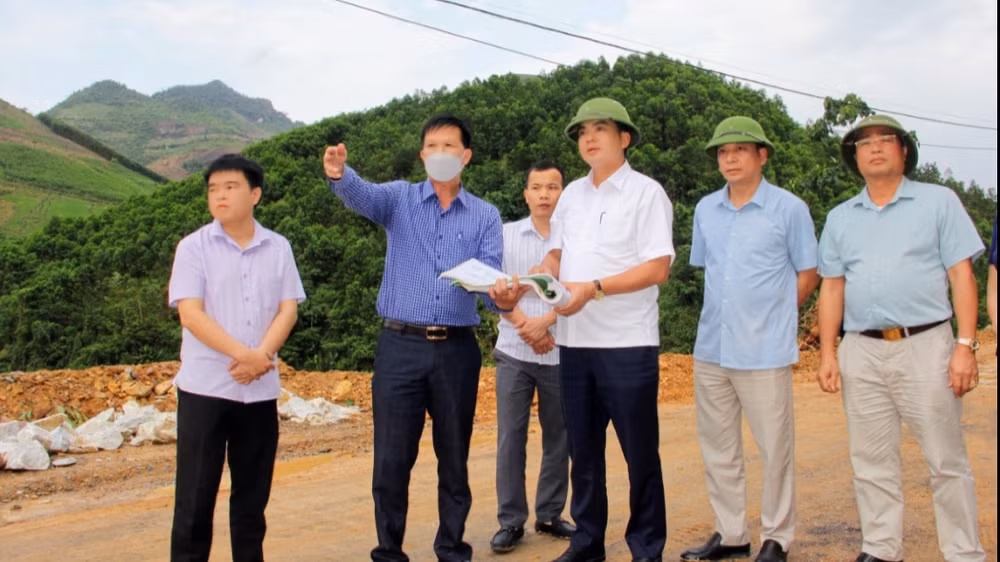 Lãnh đạo huyện Đồng Hỷ thường xuyên kiểm tra, đôn đốc thực hiện các công trình đầu tư tại vùng đồng bào dân tộc thiểu số.