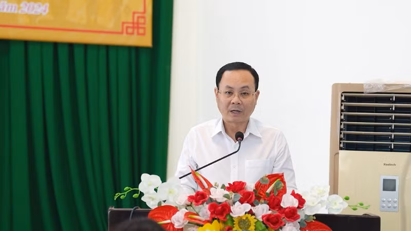 Đồng chí Nguyễn Văn Hiếu, Bí thư Thành ủy Cần Thơ phát biểu tại buổi gặp mặt.