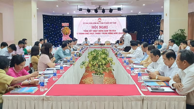 Quang cảnh hội nghị.