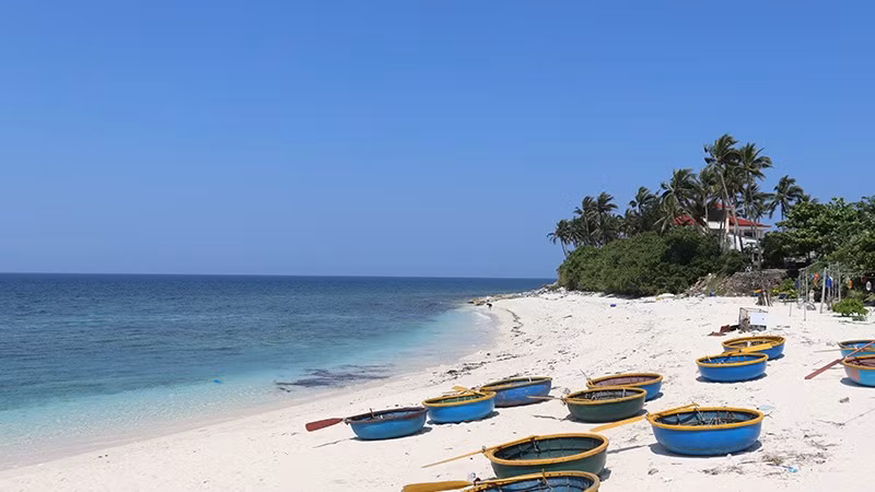 Nét đẹp hoang sơ của đảo Bé (Lý Sơn).