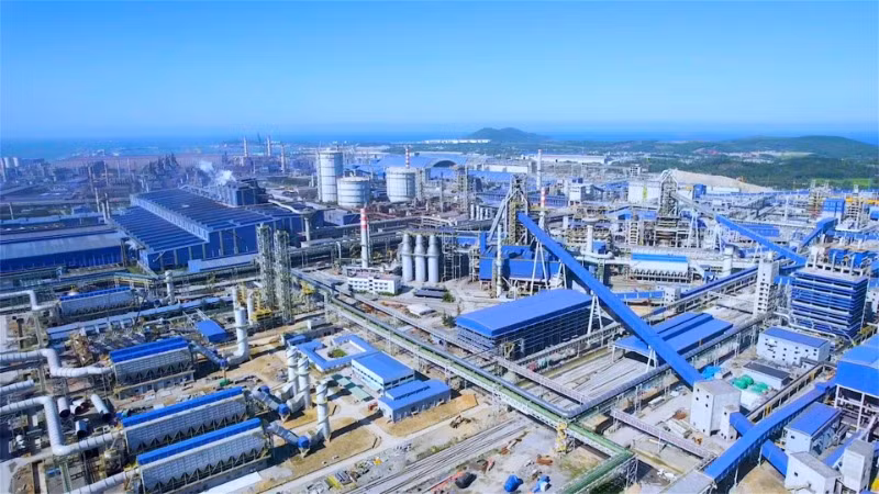 Khu liên hợp xuất gang thép Hòa Phát Dung Quất tại Khu kinh tế Dung Quất (Quảng Ngãi).