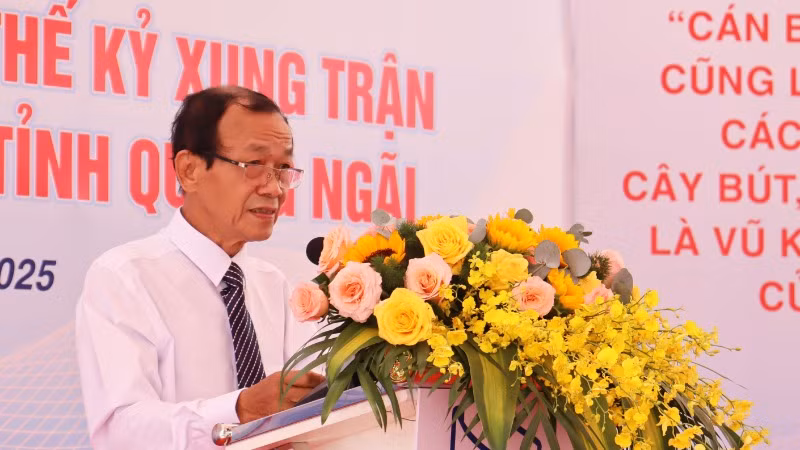 Chủ tịch Hội Nhà báo tỉnh Quảng Ngãi Trần Cao Tánh phát biểu tại buổi khai mạc.