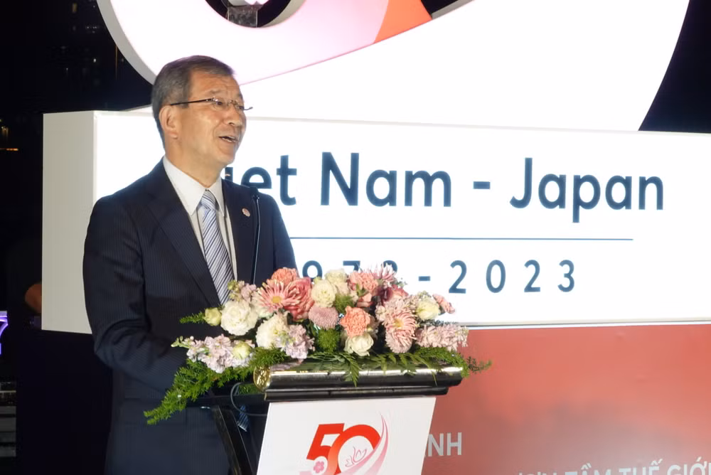 Ông WATANABE Nobuhiro, Tổng Lãnh sự Nhật Bản tại Thành phố Hồ Chí Minh phát biểu tại buổi lễ.