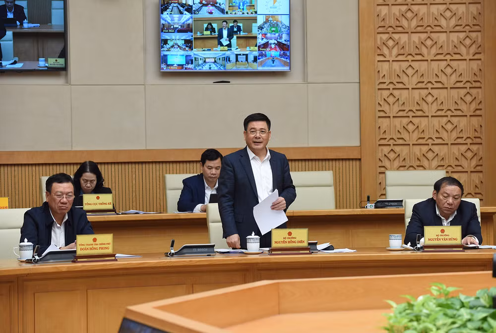 Bộ trưởng Công thương Nguyễn Hồng Diên phát biểu.