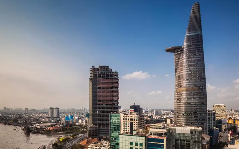 Một góc TP Hồ Chí Minh (Ảnh: Booking.com)