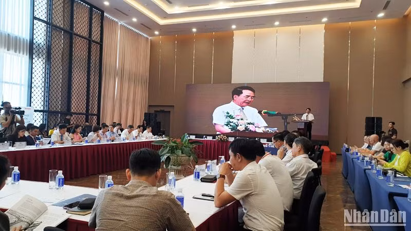 Ông Lê Khắc Nam, Phó Chủ tịch UBND Thành phố Hải Phòng phát biểu tại Hội thảo. (Ảnh: T.LINH)