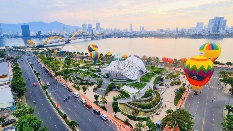 Đà Nẵng vẫn tiếp tục thể hiện vị thế là điểm đến du lịch nghỉ dưỡng hàng đầu. (Ảnh: Báo Quân đội Nhân dân)