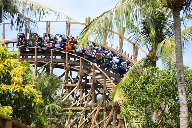 Mộc Xà Thịnh Nộ tại Sun World Hon Thom là một trong những trò mạo hiểm được khách Hàn Quốc ưa thích.