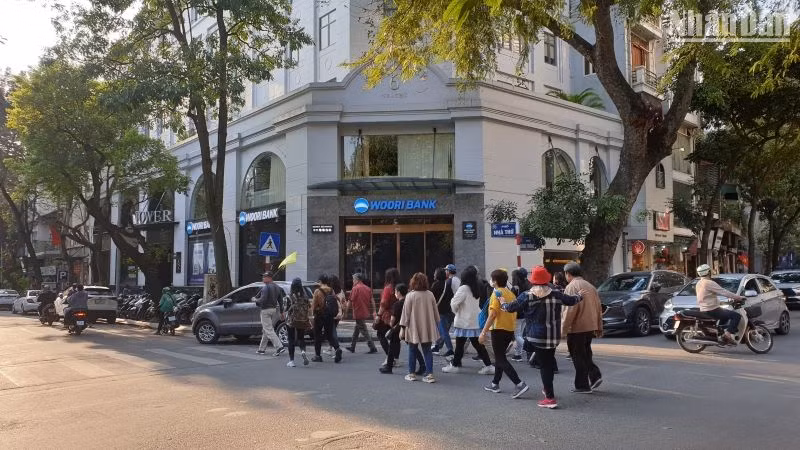 5 tháng đầu năm, Việt Nam đã đón gần 4,6 triệu lượt khách quốc tế. (Ảnh: T.LINH)