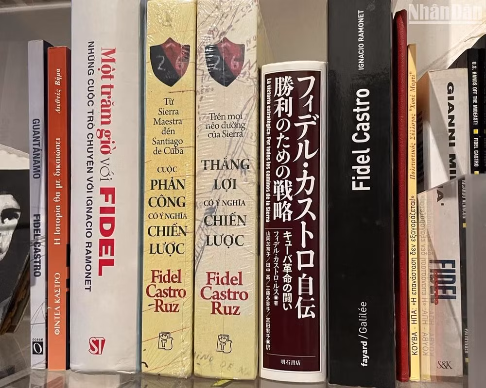 Những tác phẩm xuất bản tại Việt Nam về Chủ tịch Fidel Castro được trưng bày, giới thiệu tại Trung tâm Fidel Castro ở Thủ đô La Habana.