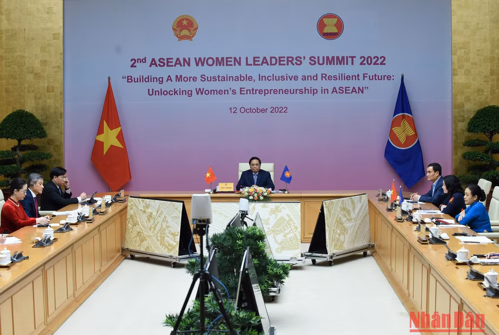 Các đại biểu của Việt Nam tham dự hội nghị tại điểm cầu Hà Nội. (Ảnh: TRẦN HẢI) 