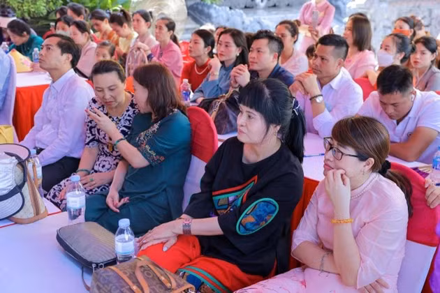 Tọa đàm “Văn hóa lễ hội sông nước” diễn ra tại Không gian văn hóa Việt Ứng Thiên. (Ảnh: Viện Phát triển Văn hoá Dân tộc).