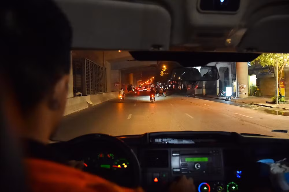 Những thiên thần áo cam ảnh 10