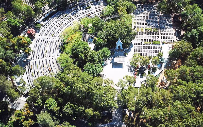 Nghĩa trang Liệt sĩ quốc gia Trường Sơn, nơi yên nghỉ của hơn 10 nghìn con em cả nước.