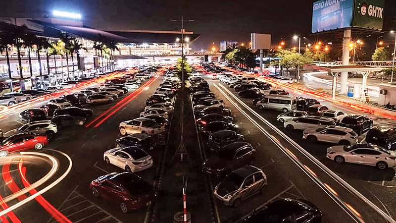 Một số khu vực tại Cảng hàng không quốc tế Nội Bài tắt đèn chiếu sáng để hưởng ứng Giờ Trái đất năm 2025. (Ảnh NIA)