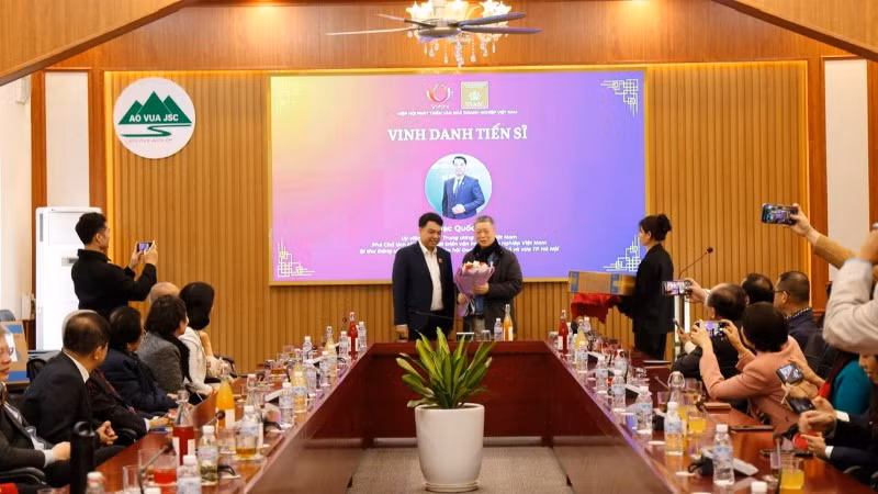 VNABC vinh danh các cá nhân tiêu biểu.