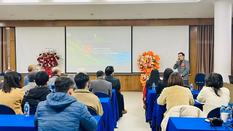 Toàn cảnh tọa đàm. 