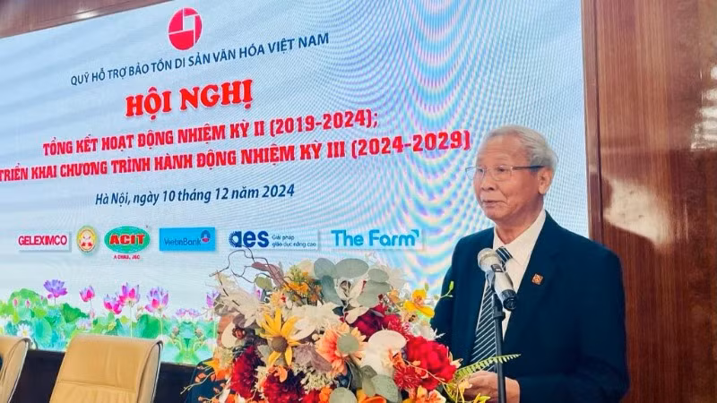 Phó Giáo sư, Tiến sĩ Đỗ Văn Trụ phát biểu.