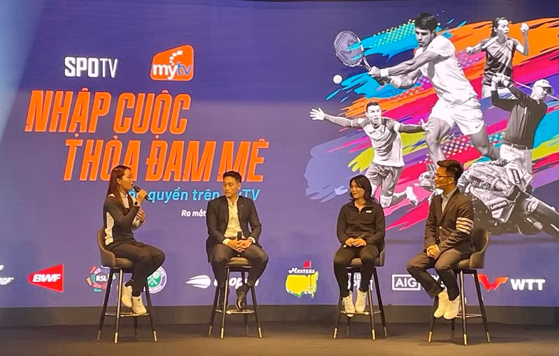 Các vận động viên tham gia giao lưu tại sự kiện.