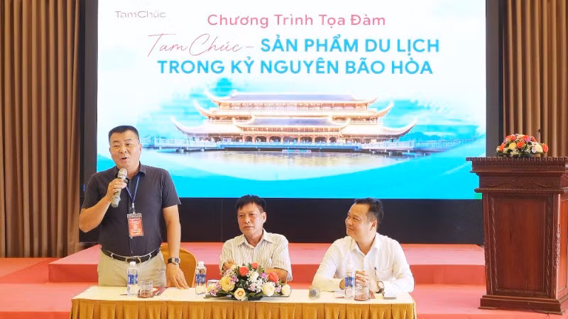 Tọa đàm về phát triển du lịch Tam Chúc.