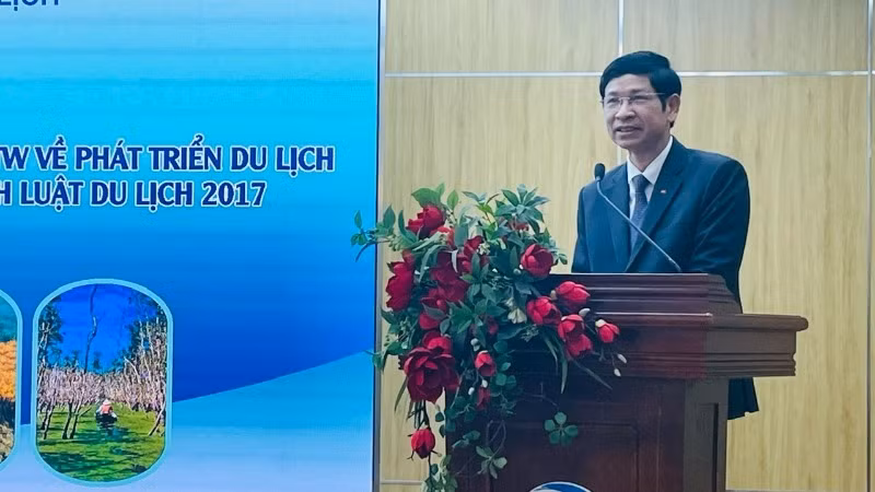 Thứ trưởng Văn hóa, Thể thao và Du lịch Hồ An Phong phát biểu.