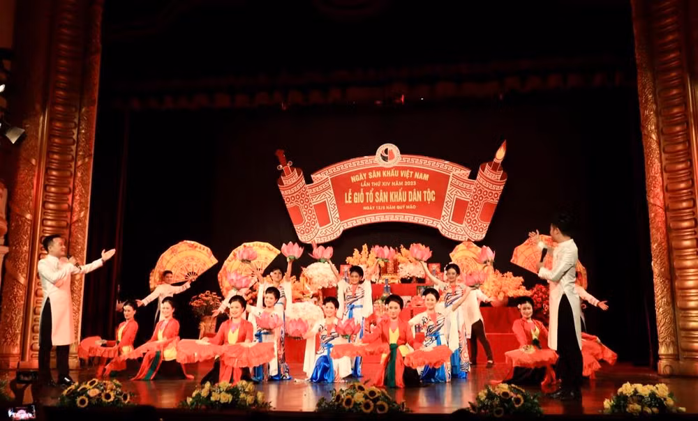 Một tiết mục biểu diễn chào mừng Ngày Sân khấu Việt Nam.