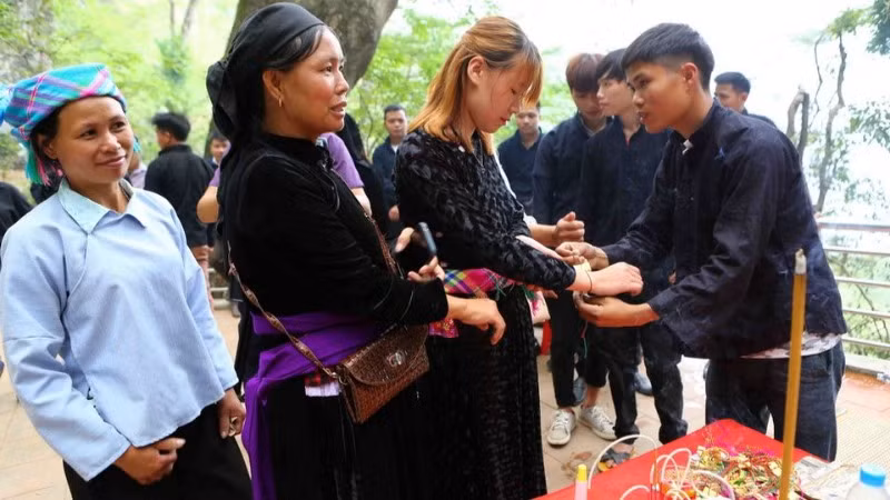 Lễ hội Chợ Phong lưu Khâu Vai diễn ra từ ngày 22/4 đến 24/4 với nhiều hoạt động đặc sắc. (Ảnh minh họa: TTXVN)