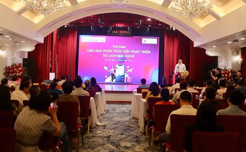 Toàn cảnh cuộc tọa đàm.