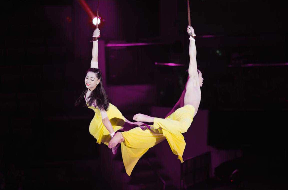 Chương trình mang đến sự kết hợp thú vị giữa xiếc và rock. (Ảnh: Liên đoàn Xiếc Việt Nam)