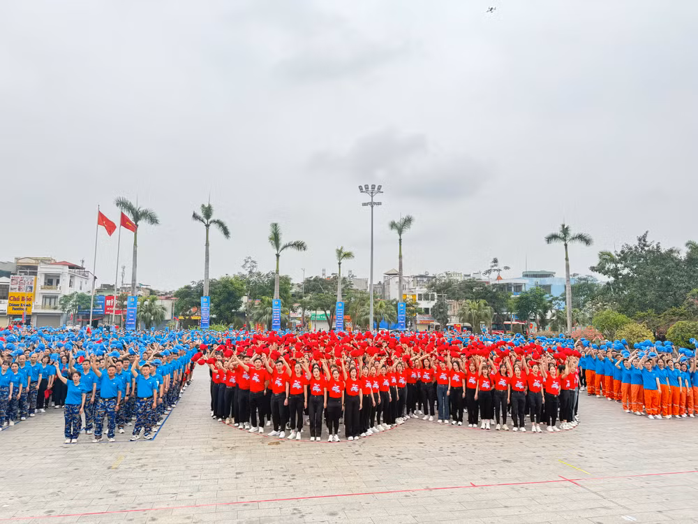 Ngày hội Người lao động với nhiều hoạt động sôi nổi.